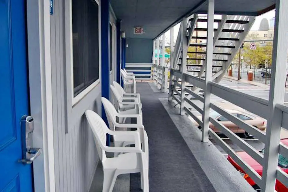Hotel Sea Breeze Ocean City